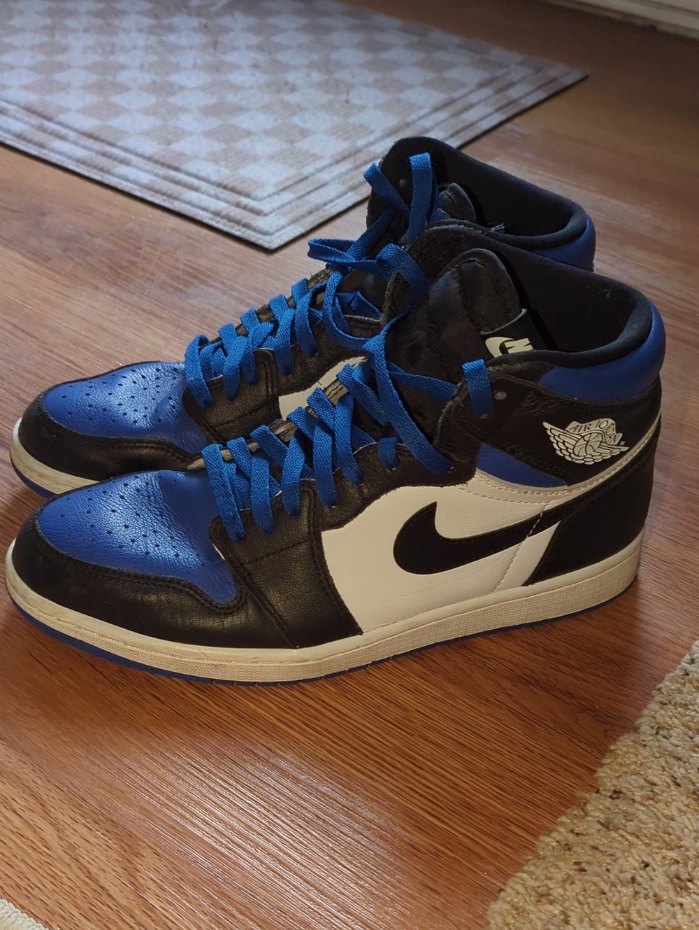 Jordan Men’s High-Top Sneakers - Black/White/Blue